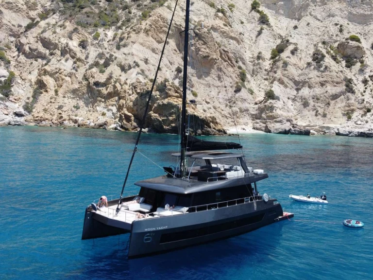 Verhuur Jacht in Exuma District - Moon Yacht Arctic Moon