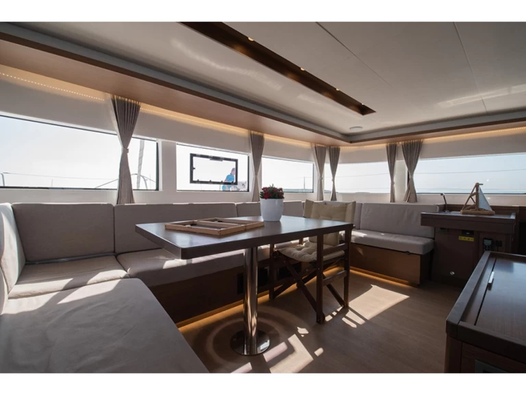 Verhuur Catamaran in Kos - Lagoon Lagoon 50