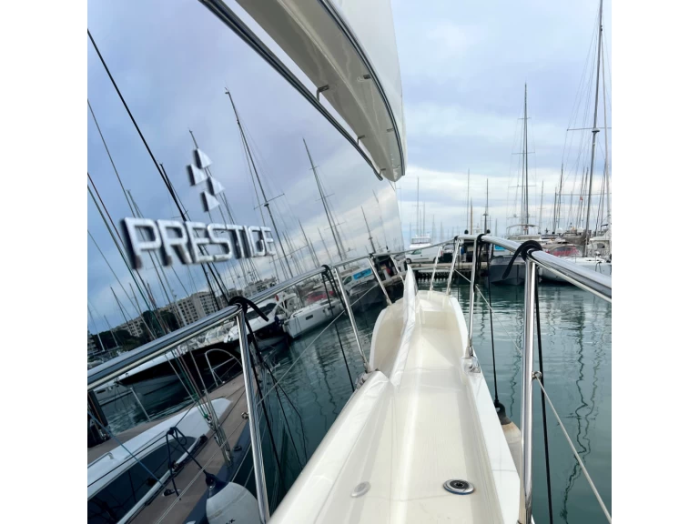 Huur Motorboot met of zonder schipper Prestige in Palma de Mallorca