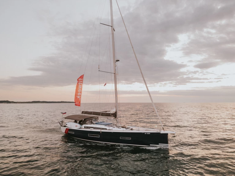 Huur een Dufour Dufour 56 Exclusive in Marina Kremik