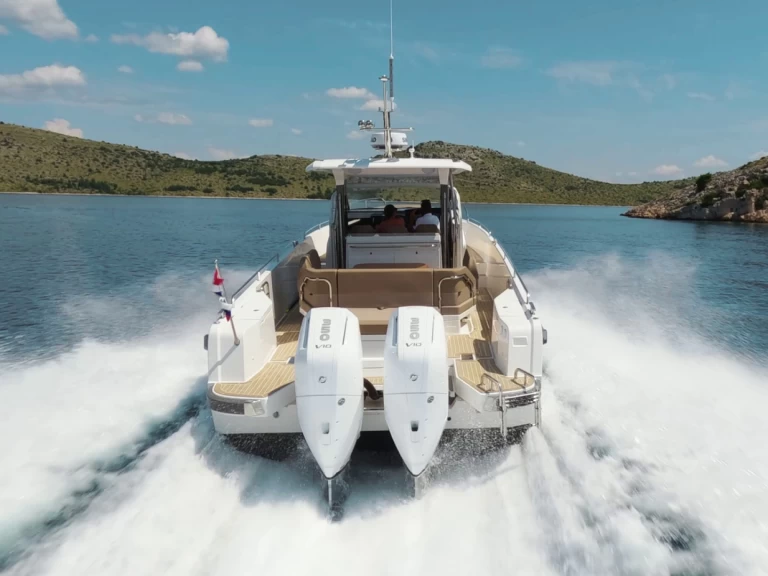 Verhuur Motorboot Nimbus met vaarbewijs