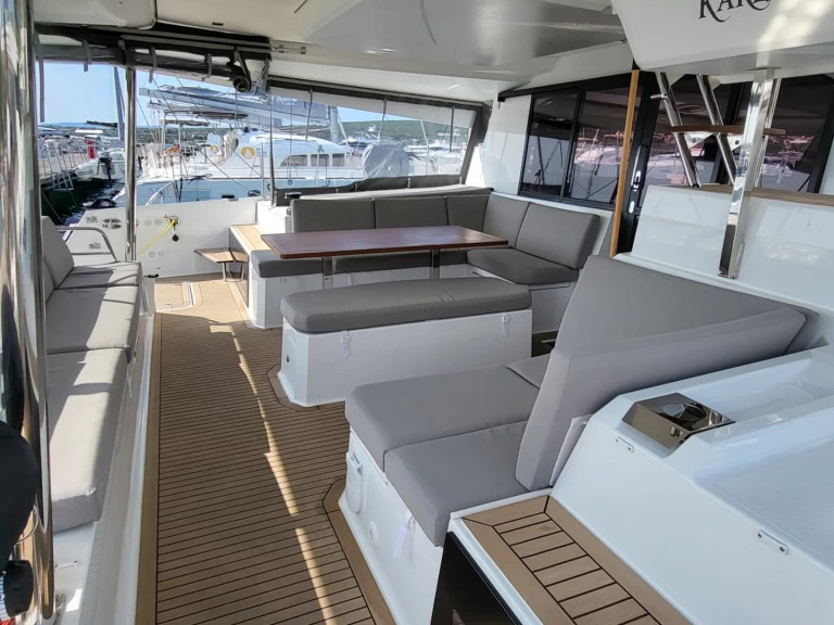 Huur een Fountaine Pajot Elba 45 in Biograd na Moru