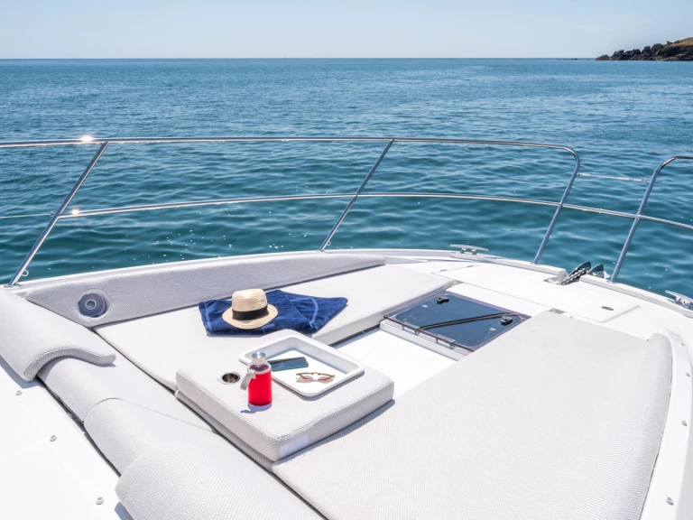 Bootverhuur Bénéteau Gran Turismo 36 in Ajaccio via SamBoat