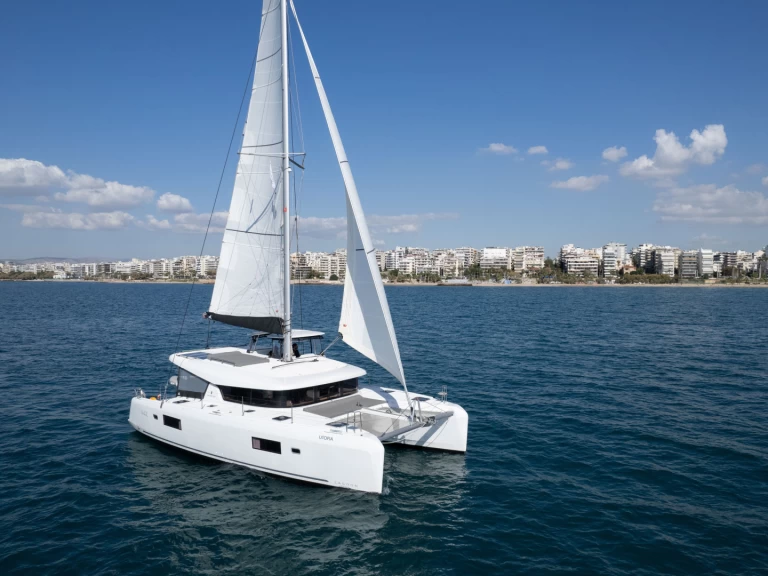 Verhuur Catamaran in Álimos - Lagoon Lagoon 42