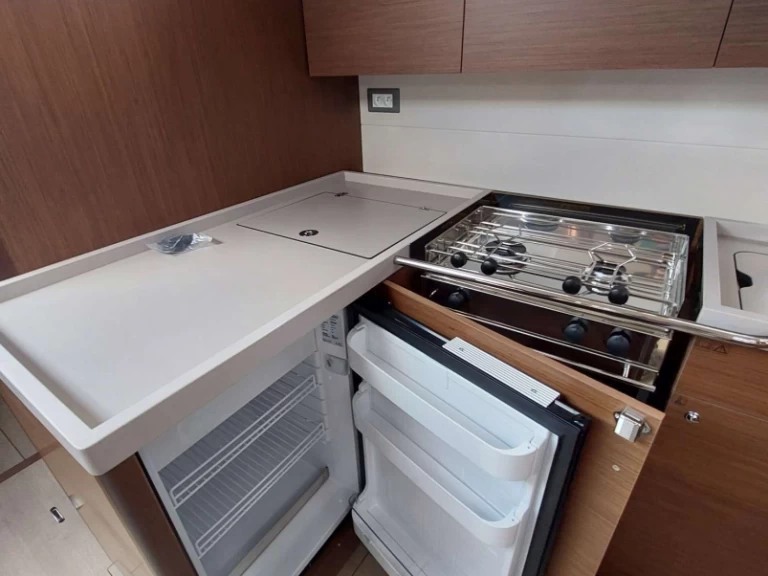 Huur een Bénéteau Oceanis 51.1 in Préveza