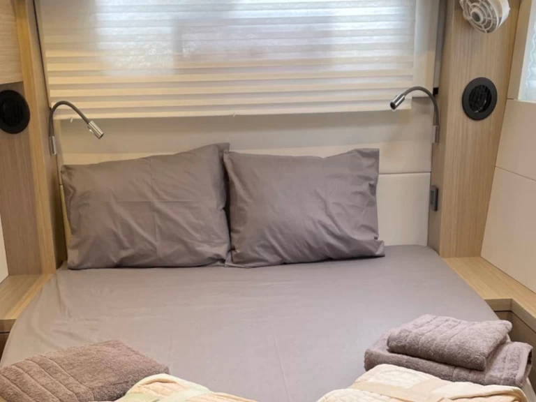 Huur een Lagoon Lagoon 51 in Álimos