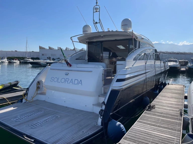 Huur Motorboot met of zonder schipper Princess in Napels