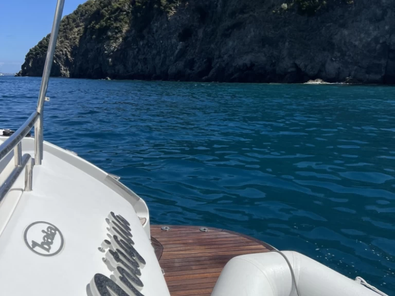 Huur een Baia Baia Aqua 54 in Napels