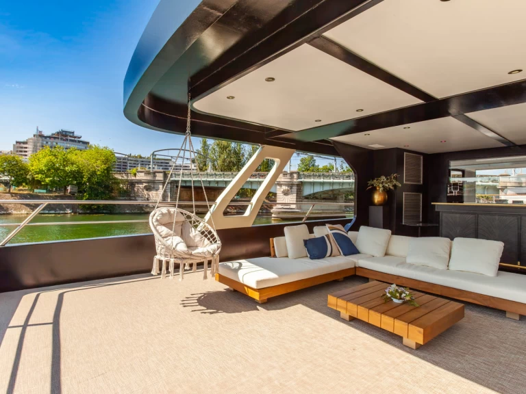 Bootverhuur Paris Yacht Marina La Perle Noire in Paris via SamBoat