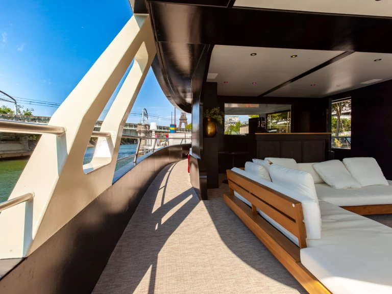 Huur Jacht met of zonder schipper Paris Yacht Marina in Paris