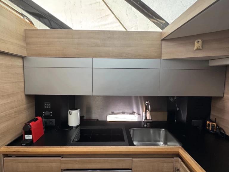 Motorboot te huur in Marina Delta Kallithea voor de beste prijs