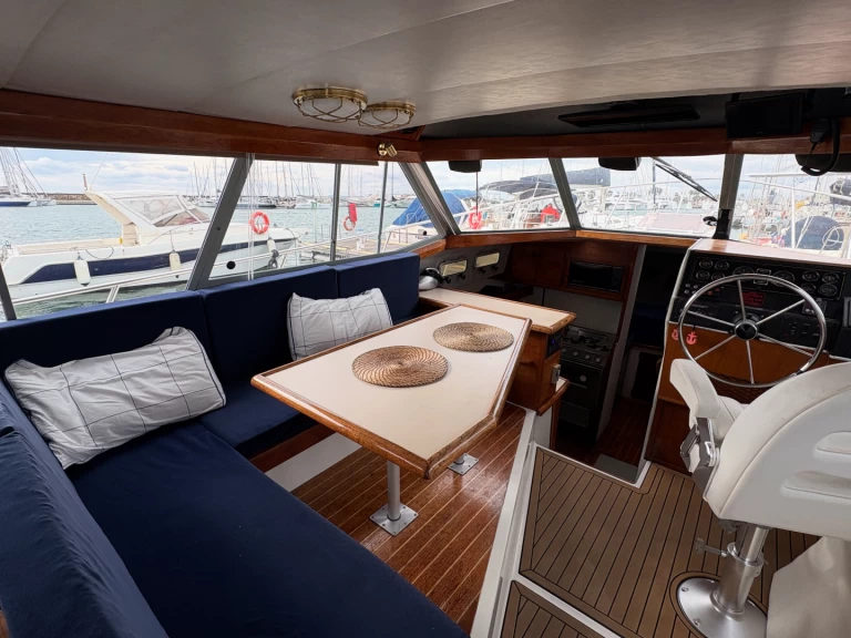 Verhuur Motorboot Bayliner met vaarbewijs