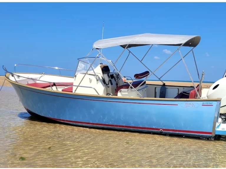 Rhea Open 23 te huur van particulier of professional in Saint-Martin-de-Ré