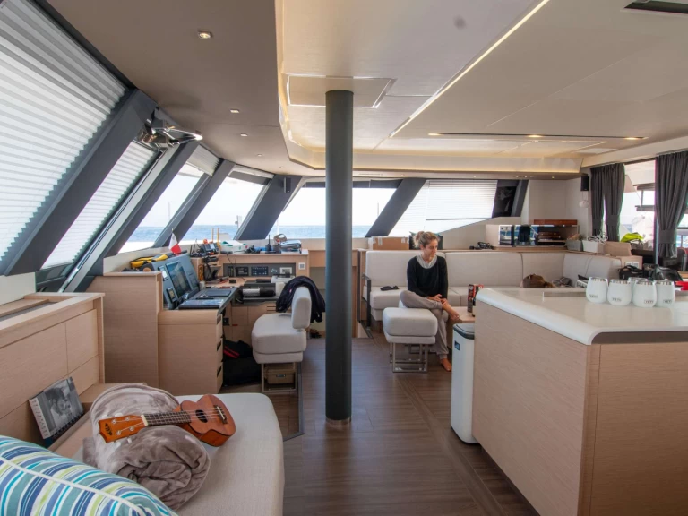 Fountaine Pajot SERENISSIMA te huur van particulier of professional in Néa Péramos