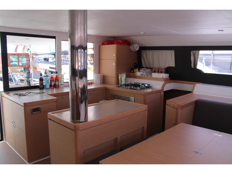 Bootverhuur Marsala goedkoop Dufour Catamarans 48 Sail