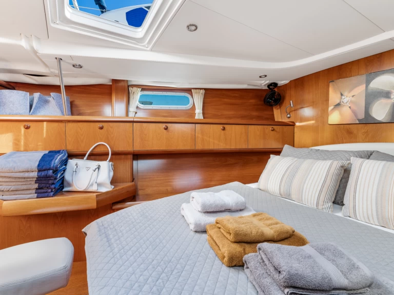 Bootverhuur Jeanneau Sun Odyssey 54 DS in Álimos via SamBoat
