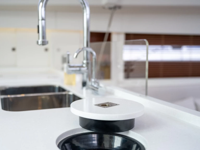 Bootverhuur RM RM 1380 in La Rochelle via SamBoat