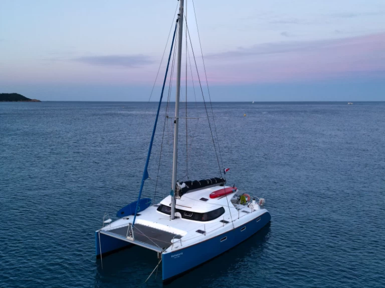 Verhuur Catamaran in Quiberon - Nautitech Nautitech 40