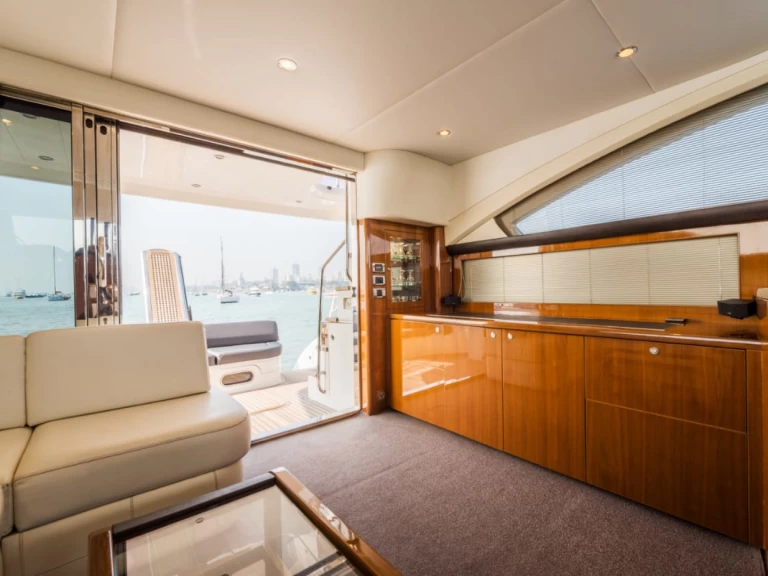 Huur een Princess Princess 54 in Panaji
