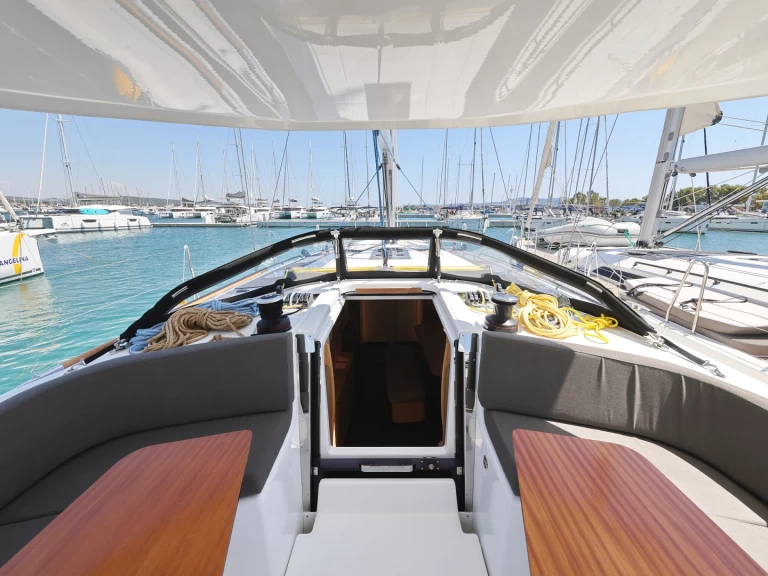 Verhuur Zeilboot in Sukošan - Dufour Dufour 48