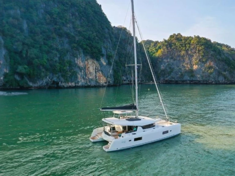 Catamaran te huur in Saint George's voor de beste prijs