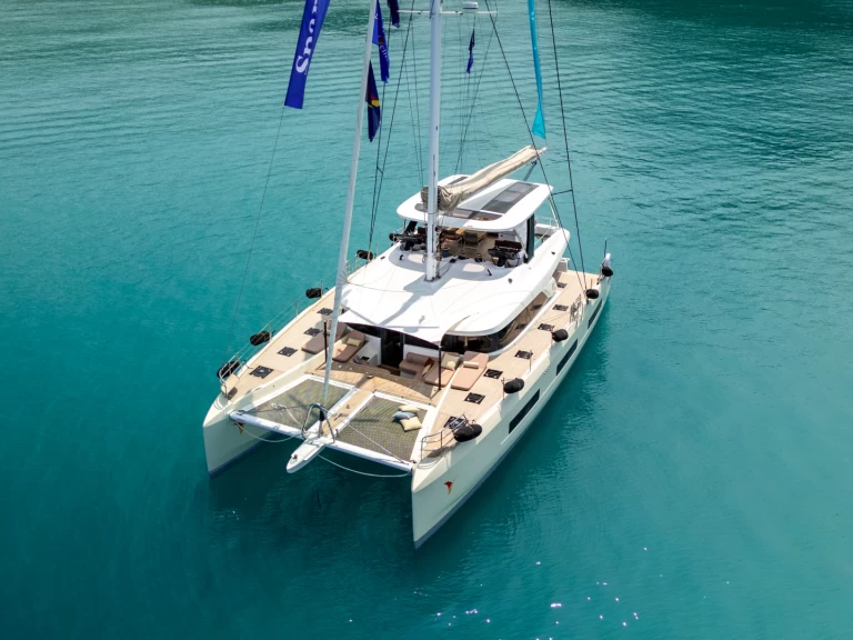 Bootverhuur Lagoon Lagoon Sixty 5 in Capo d'Orlando via SamBoat