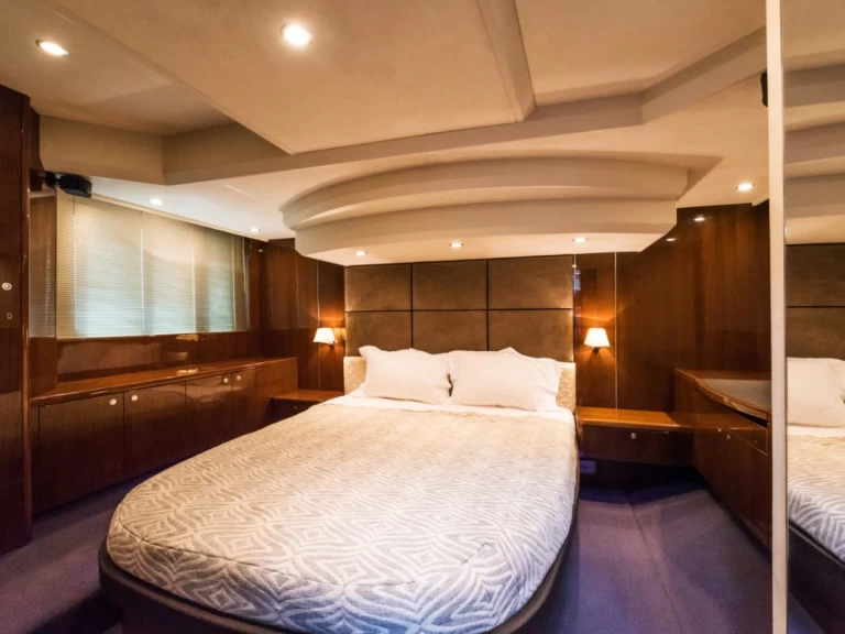 Huur Motorboot met of zonder schipper Princess in Panaji