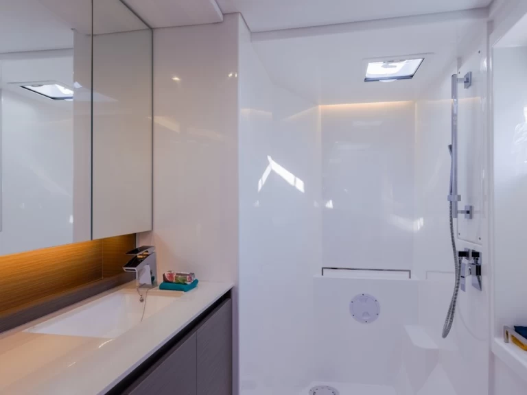 Verhuur Catamaran Leopard met vaarbewijs