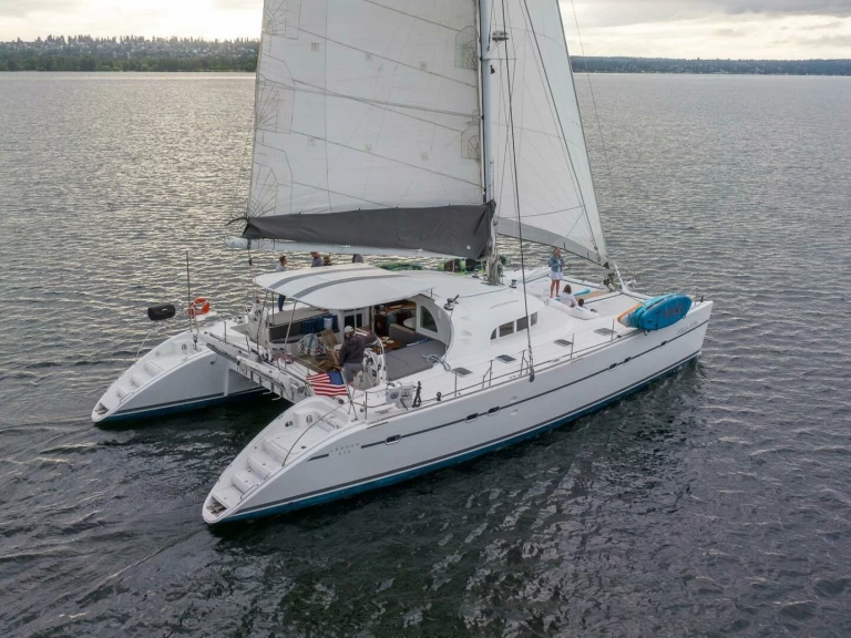 Huur een Lagoon Lagoon 570 in La Ciotat