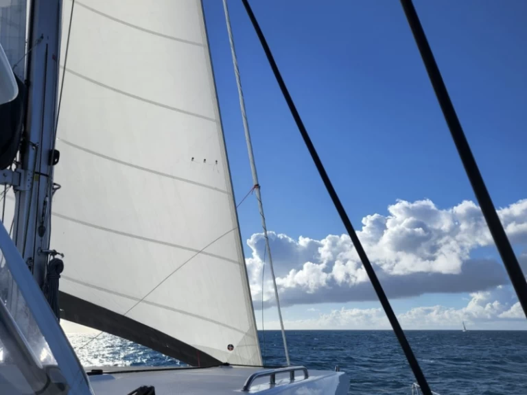 Leopard Leopard 50 te huur van particulier of professional in Phuket Yacht Haven Marina