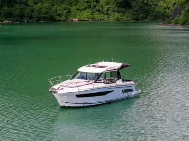 Huur een Jeanneau Merry Fisher 895 in Hạ Long