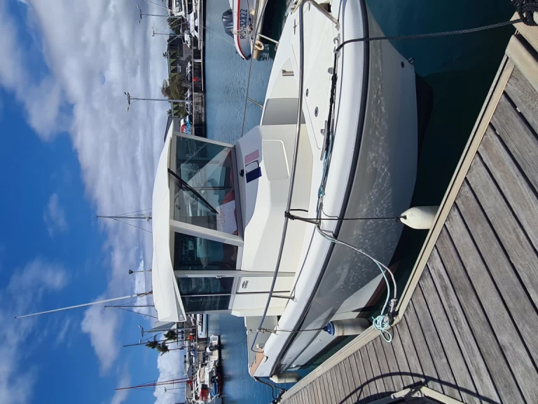 Huur een Ocqueteau Ostrea 700 T-Top in Saint-Gilles les Bains