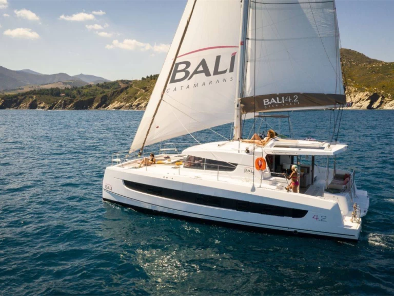 Huur Catamaran met of zonder schipper Bali in Procida