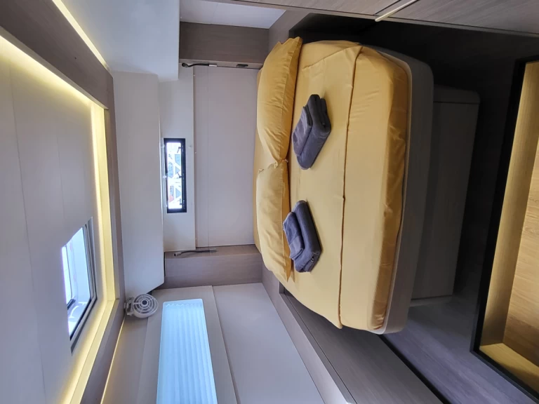 Verhuur Catamaran Lagoon met vaarbewijs