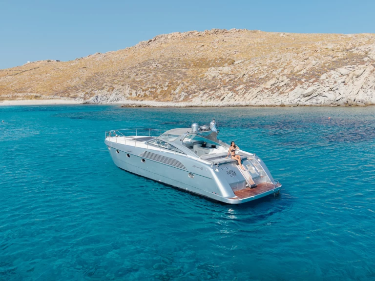 Motorboot te huur in Athene voor de beste prijs