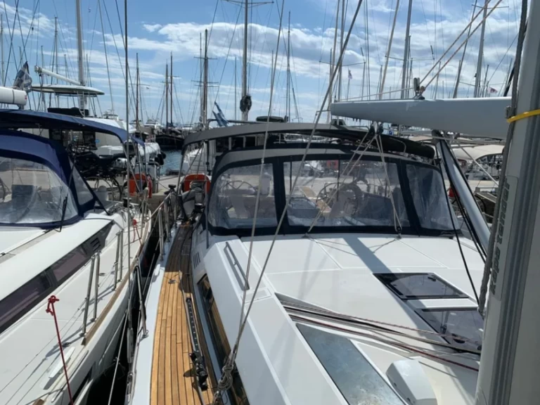 Verhuur Zeilboot Bénéteau met vaarbewijs