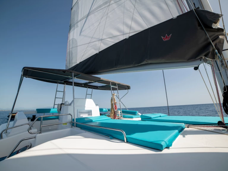 Huur een Dufour Dufour Catamarans 48 Sail in Castiglioncello