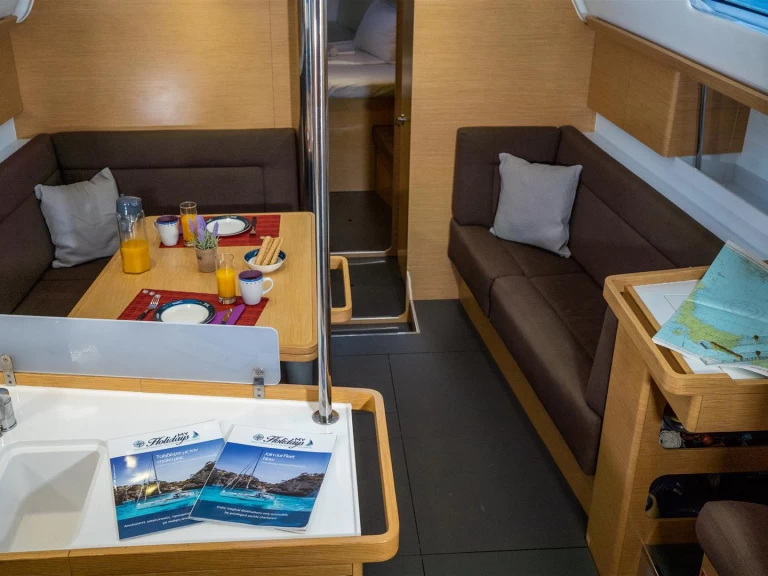 Huur een Elan Impression 45 in Lefkáda