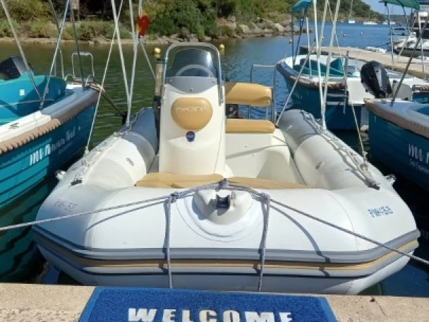 Huur een Zodiac Medline 500 in Port d'Addaia (City)