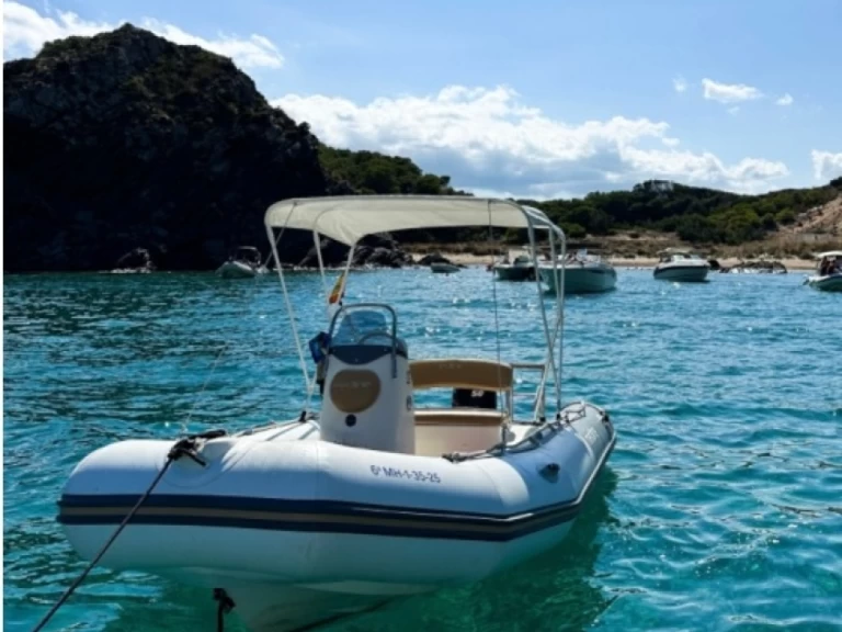 Bootverhuur Port d'Addaia (City) goedkoop Medline 500