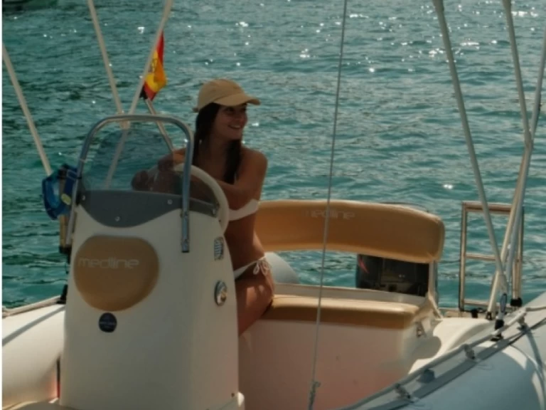 Bootverhuur Zodiac Medline 500 in Port d'Addaia (City) via SamBoat
