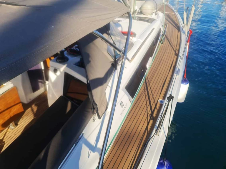 Jachthuur in Murter-Kornati - Dufour Dufour 430 via SamBoat