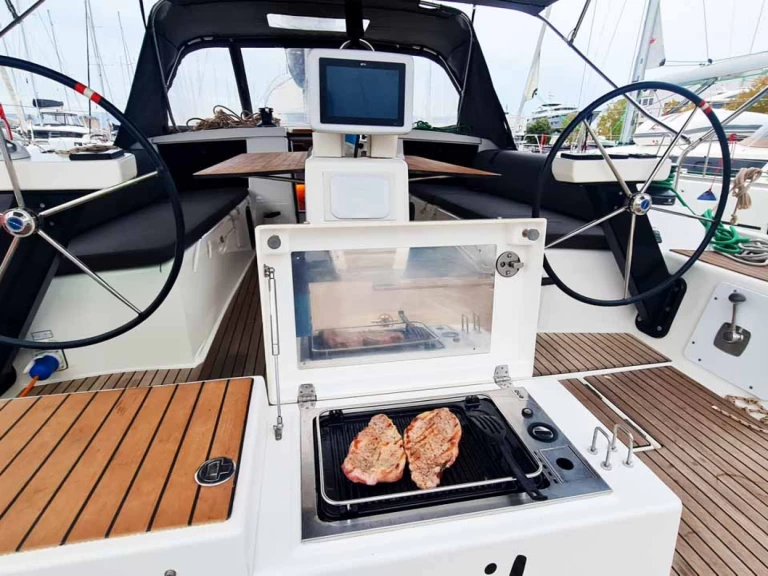 Bootverhuur Murter-Kornati goedkoop Dufour 430