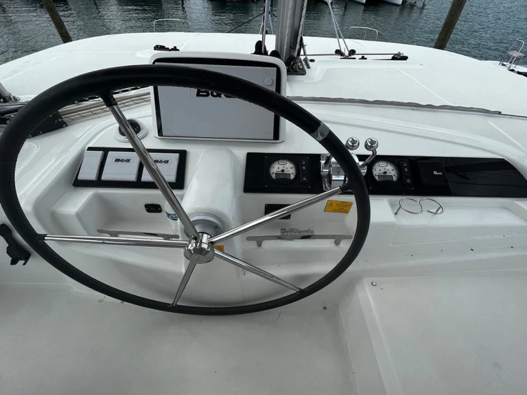 Bootverhuur Road Town goedkoop Lagoon 46