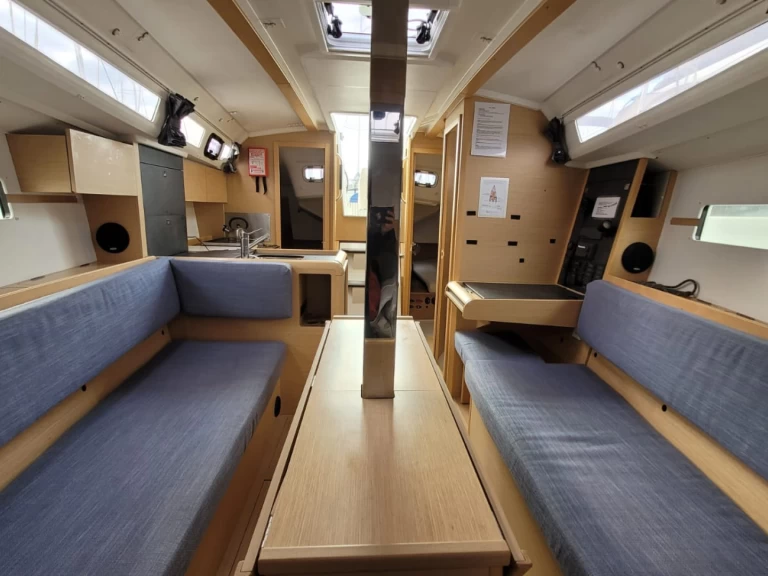 Verhuur Zeilboot in Saint-Quay-Portrieux - Jeanneau Sun Odyssey 349