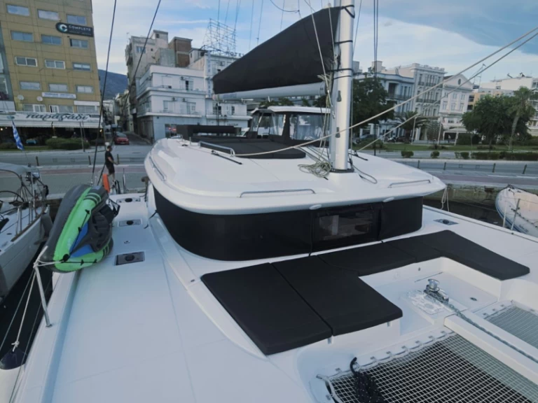 Huur een Lagoon Lagoon 43 in Volos