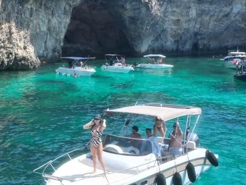 Huur Motorboot met of zonder schipper Saver in Ta' Xbiex