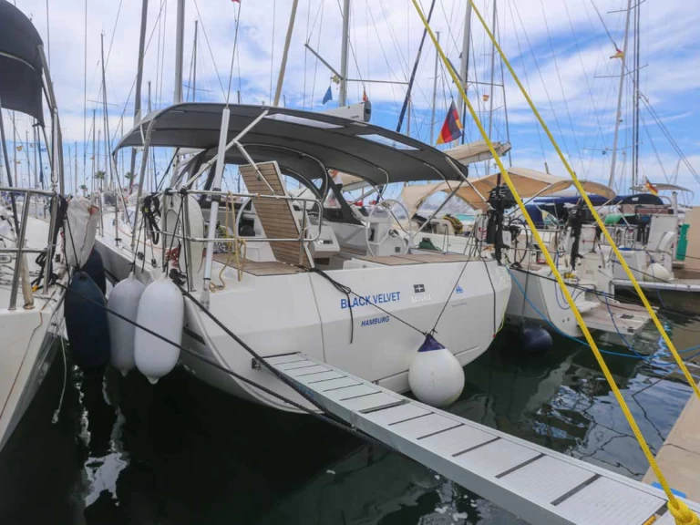 Bavaria Bavaria C45 te huur van particulier of professional in Gouviá