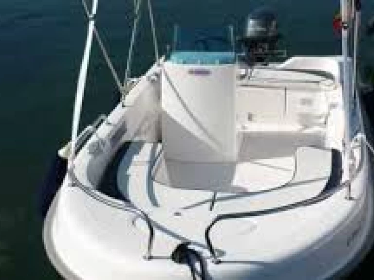 Bootverhuur Yamaha Quasar in Port de Pollença via SamBoat