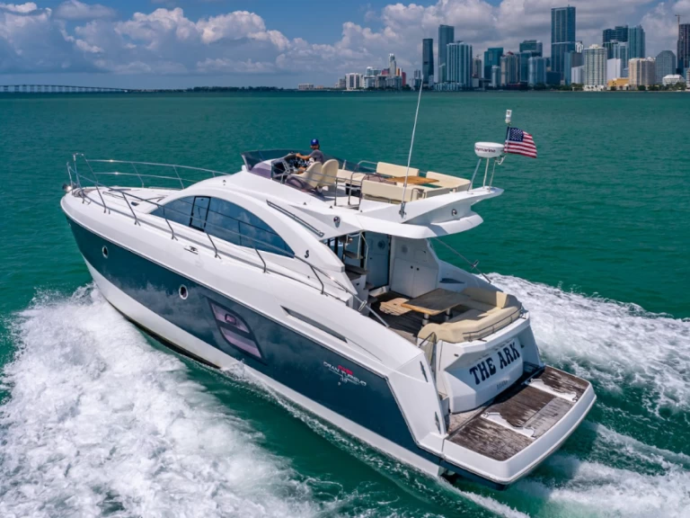 Verhuur Jacht in Miami Beach - Bénéteau 52 GT FLYBRIDGE 